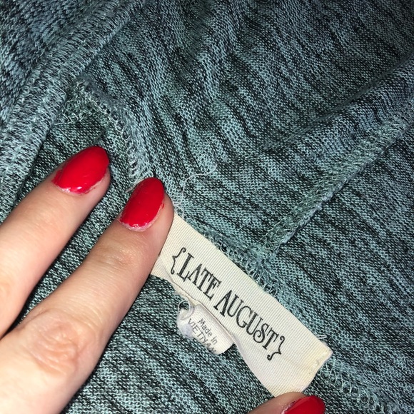 Top - Picture 2 of 2